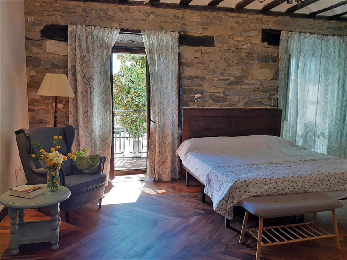 Hotel Dona Lola Izarra Εξωτερικό φωτογραφία